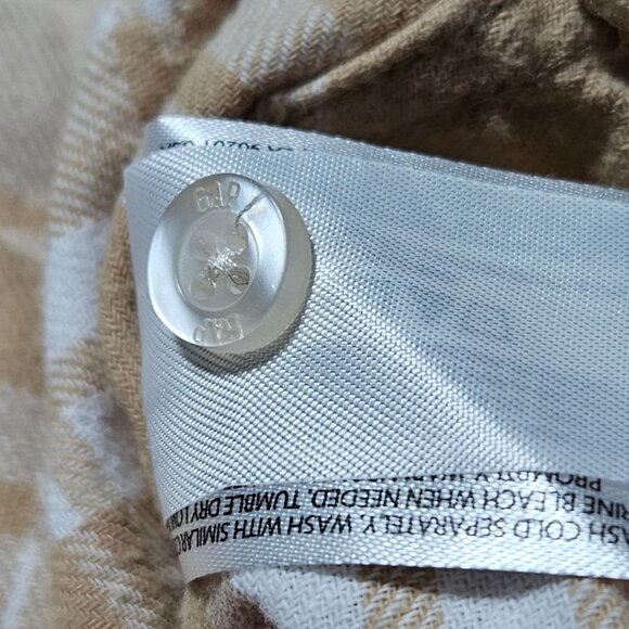 Gap Plaid Button Up Shirt Mens Size XL Beige Long Sleeve Casual Soft Cotton - Picture 6 of 6